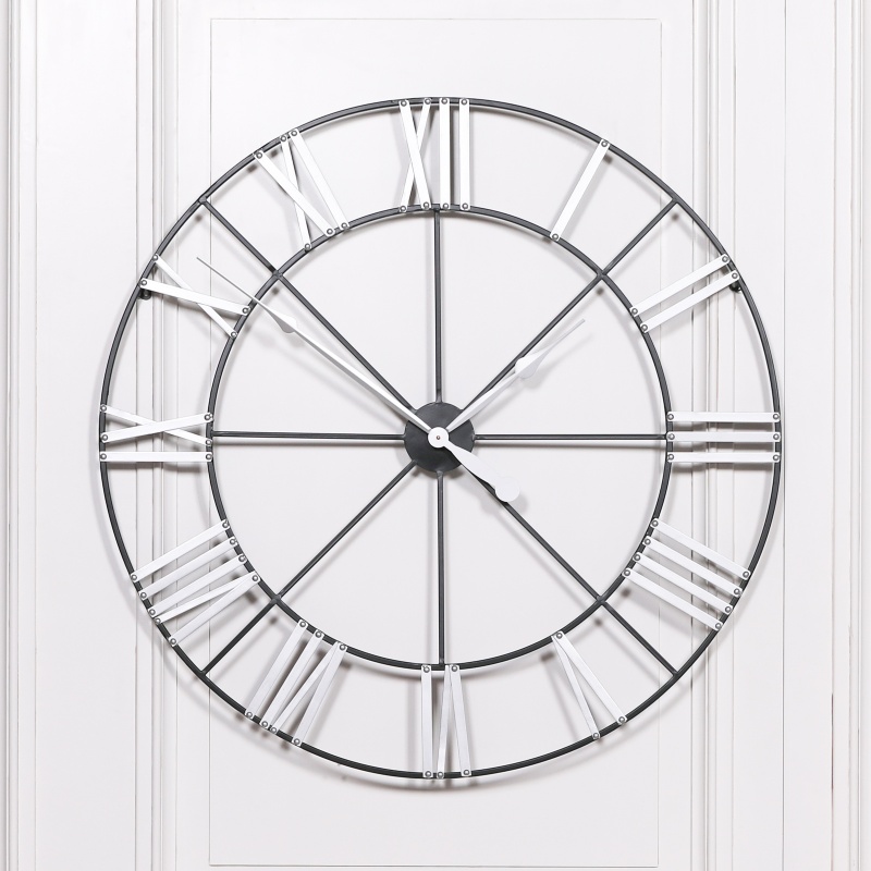 Skeleton Clock UK